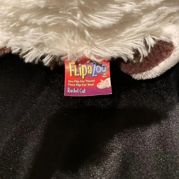 FlipaZoo Plush 2-in-1 Stuffed Animal Bradley Labrador Dog & Rachel Cat Toy 17" - Picture 4 of 9